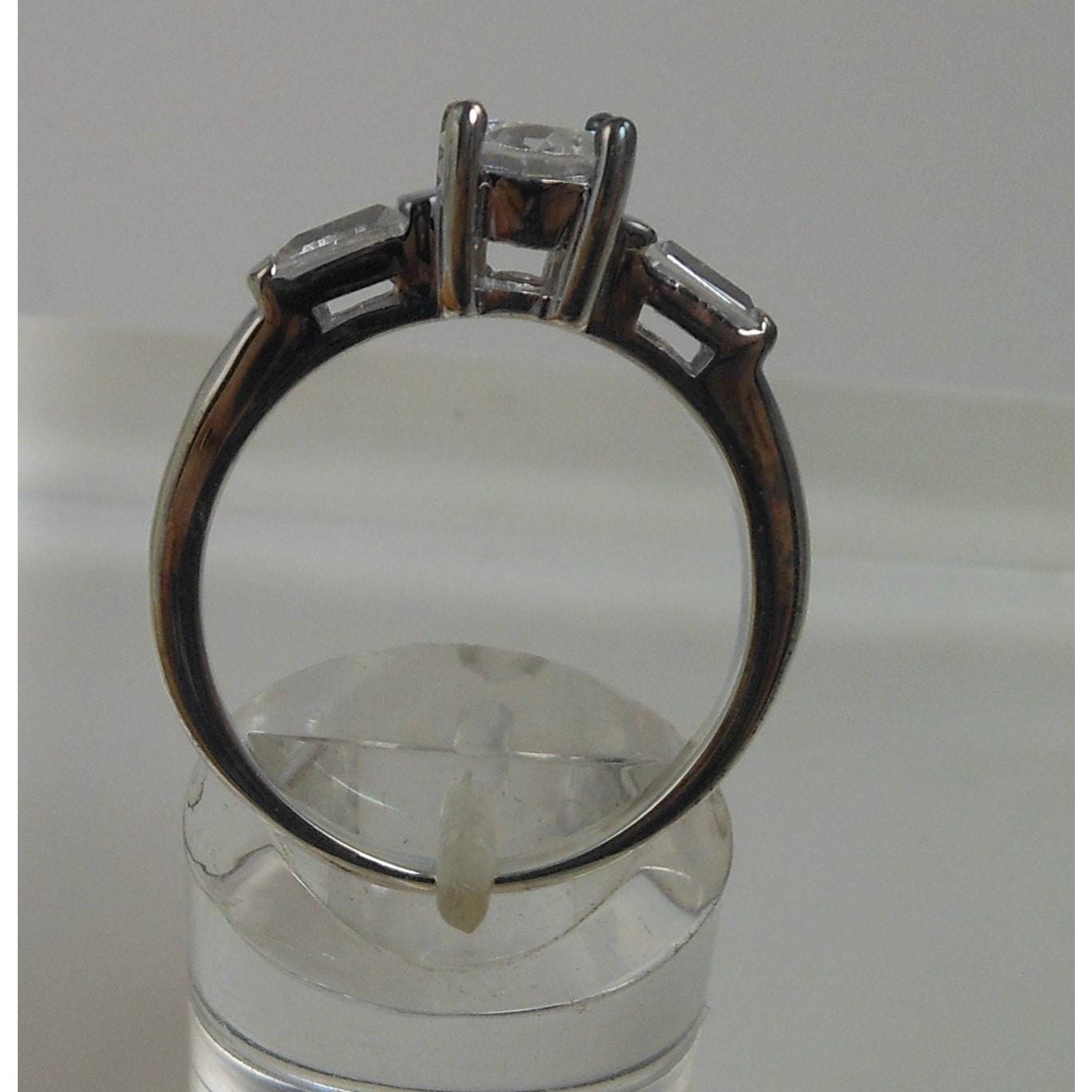 Luxury Classic 1990s Vintage Sterling Silver Diamond CZ Wedding Band Ring Size 7