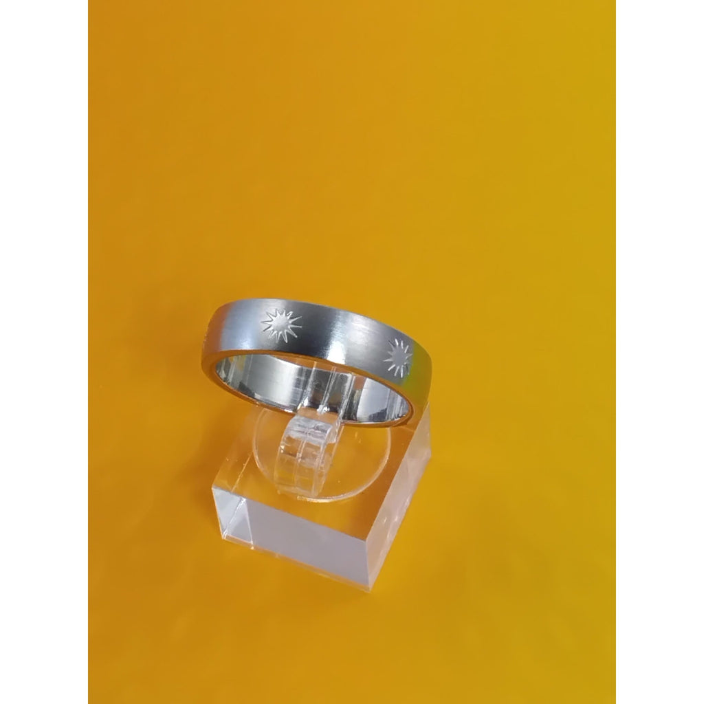 Elegant Vintage Handcrafted Stainless Steel Starburst Ring Size 12.25 - 6.2 grams -New-Old-Stock 6mm Wide - 2mm Thick