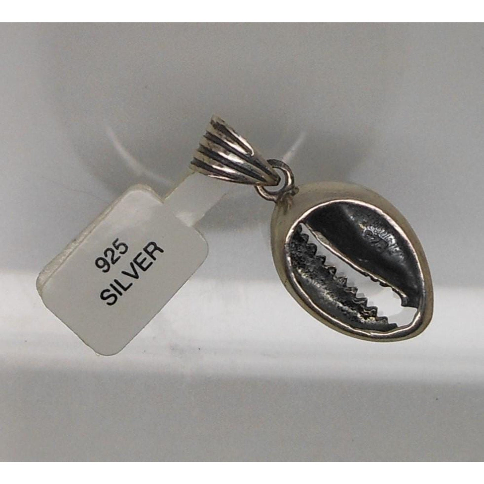 Vintage 1990's Sterling Silver Cowrie Shell Pendant Necklace Beach Seashell NWT - HoneyThomas.com