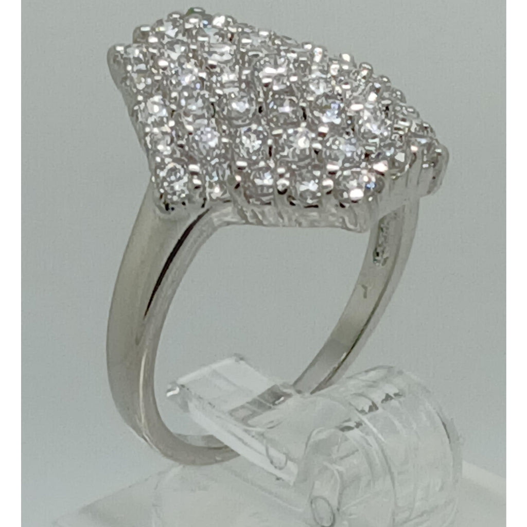 Elegant Vintage Size 7.25 White Gold Plate Pave Cluster Cocktail Statement Ring