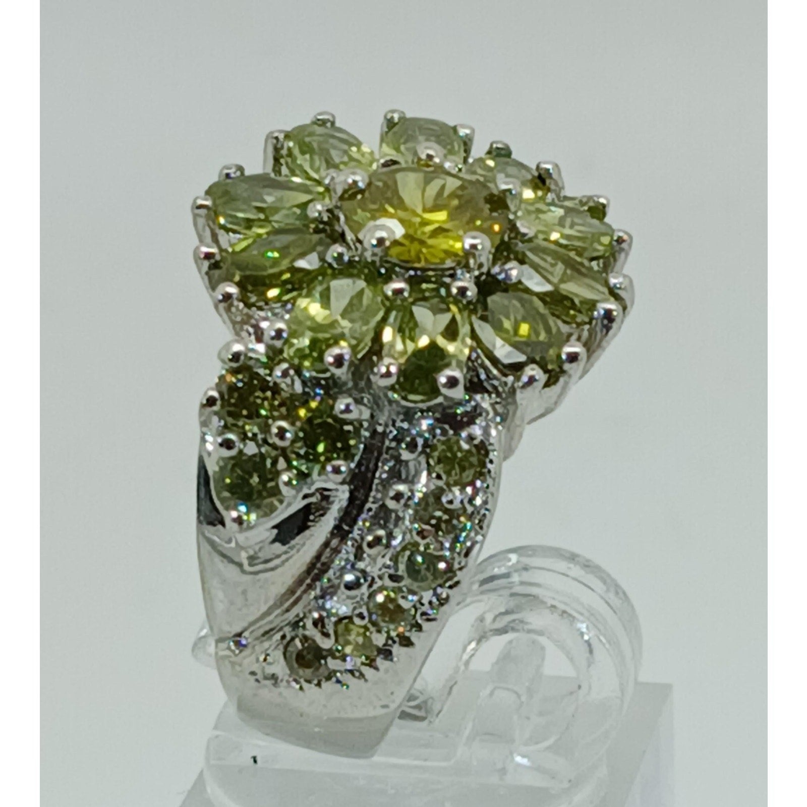 Vintage Ring Size 5.25 Silver Tone White Gold GP Lemon Olivine CZ Floral Cluster - HoneyThomas.com