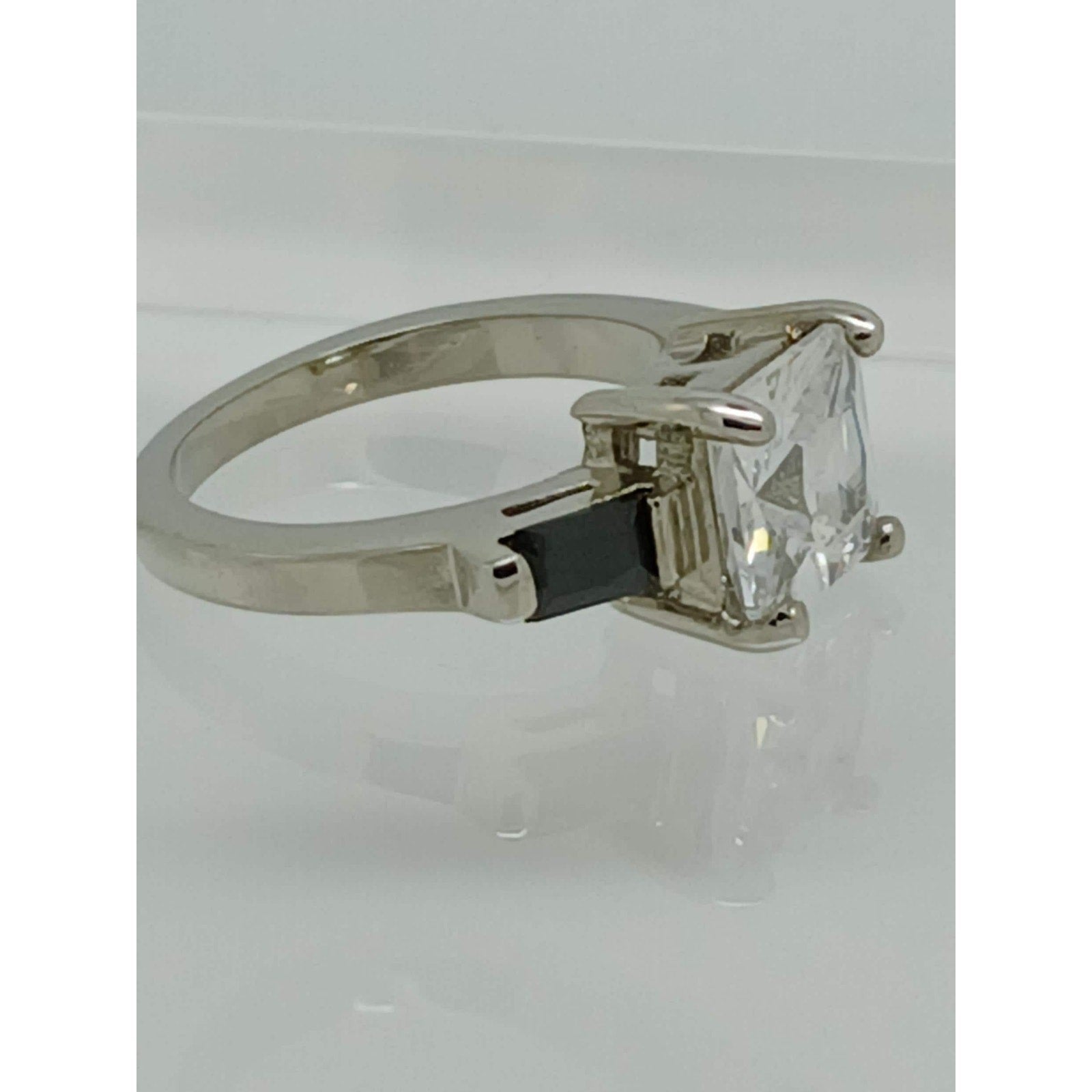 Vintage 3-Stone Gold GP Princess Cut Black Sim Diamond CZ Engagement Ring Size 6 - HoneyThomas.com
