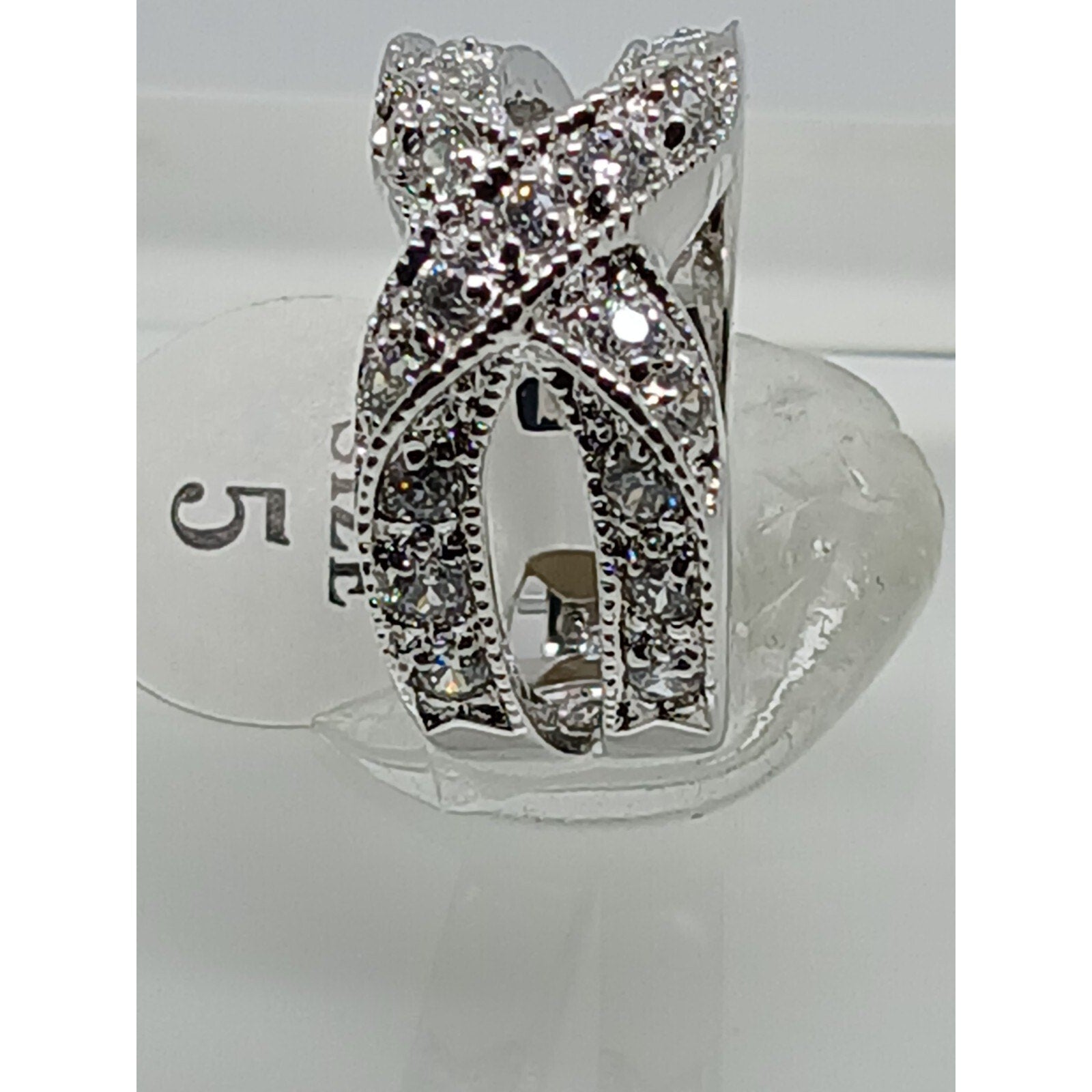 Elegant Vintage Jewelry Sterling Silver Cross-Over Simulated Diamond Ring Size 5 - HoneyThomas.com