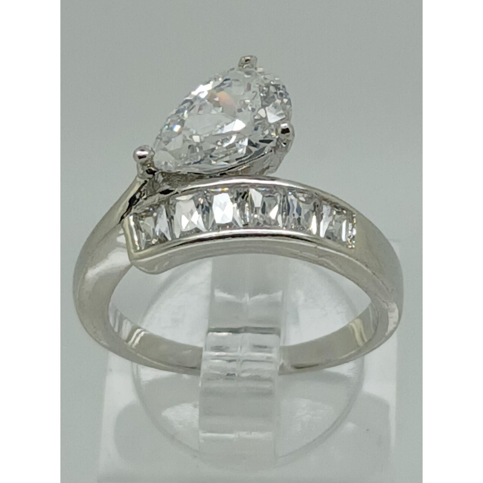 2.4CT Vintage Gold Plated Pear Radiant Cut Sim Diamond CZ Engagement Ring Size 6