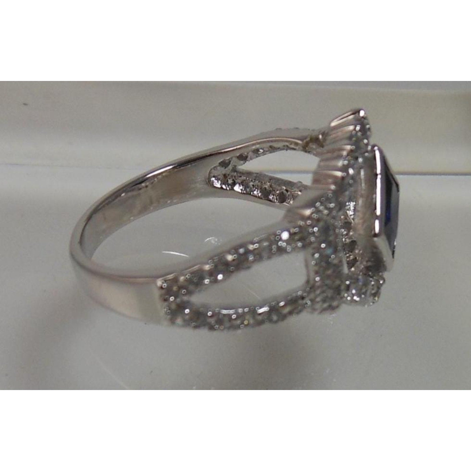 Vintage Sterling Silver Ring: Simulated Diamond & Sapphire Accents, Size 7