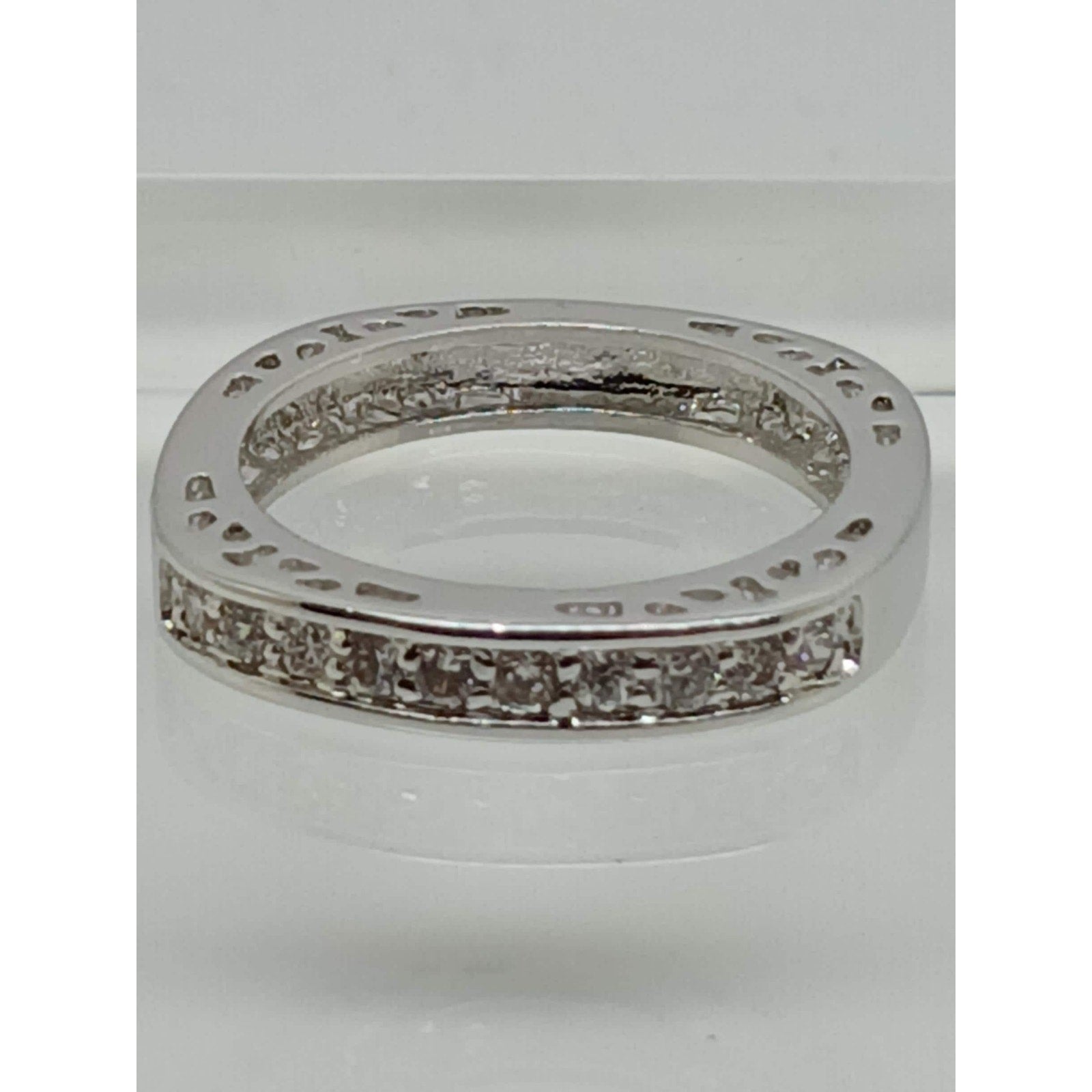 Unique Vintage White Gold GP Silver Tone Round Sim Diamond CZ Stack Ring Size 7 - HoneyThomas.com
