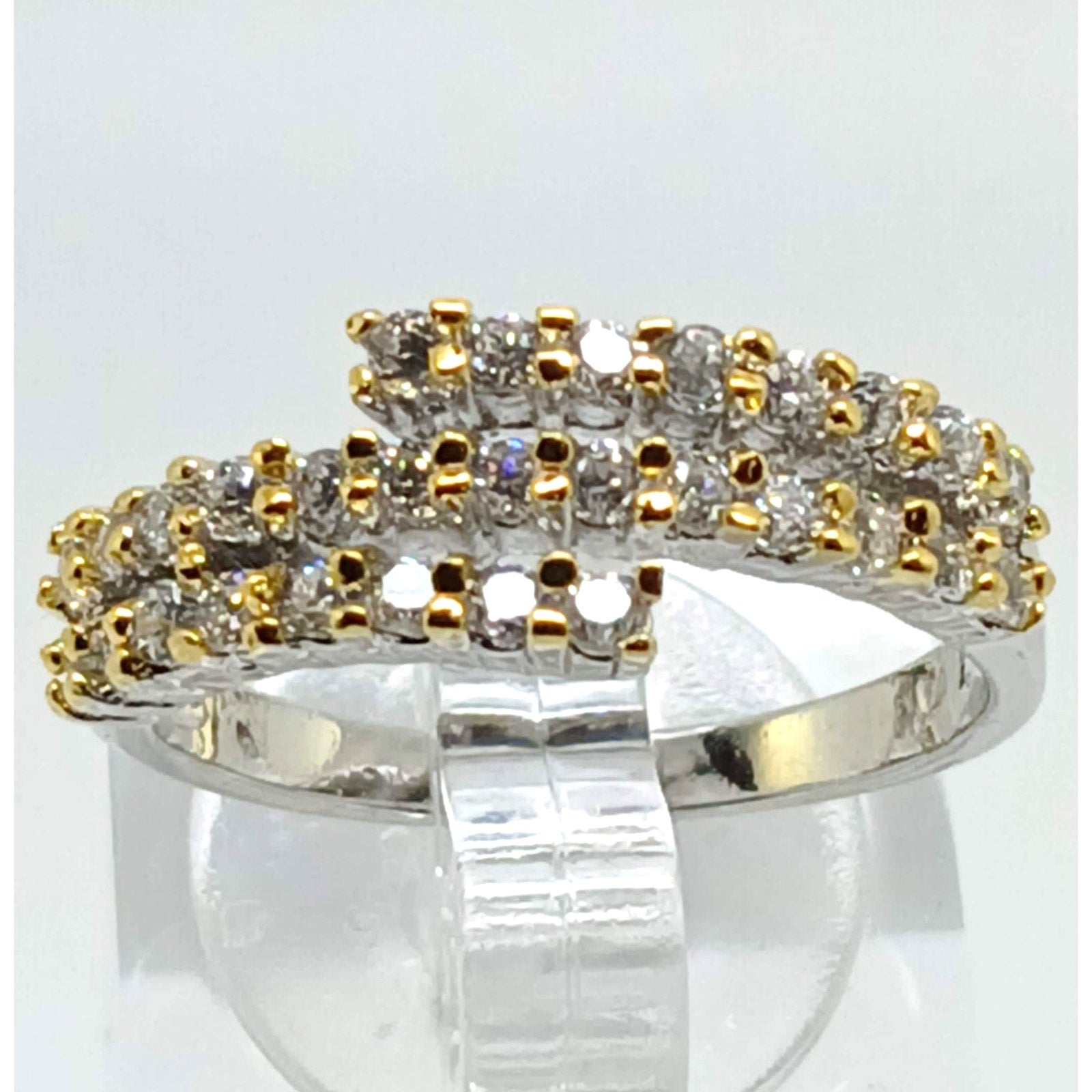 Size 7 Elegant Vintage 2-Tone White Yellow Gold Plated Cocktail Sim Diamond Ring