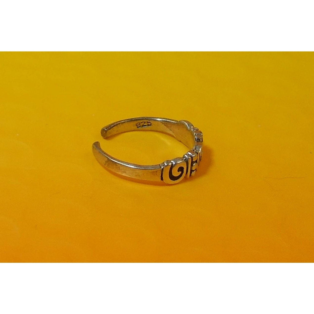 Vintage Sterling Silver Celtic Tribal Swirl Toe Ring Handcrafted foot Jewelry NO - HoneyThomas.com