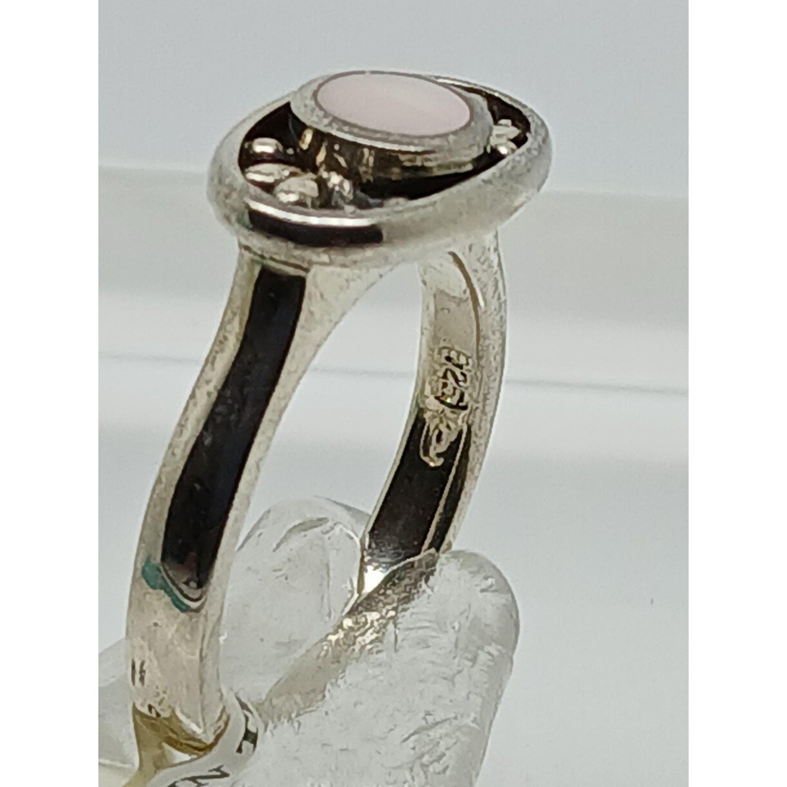 Vintage 1990's Mother of Pearl Designer Signed Sterling Silver Ring Size 7 Rare
