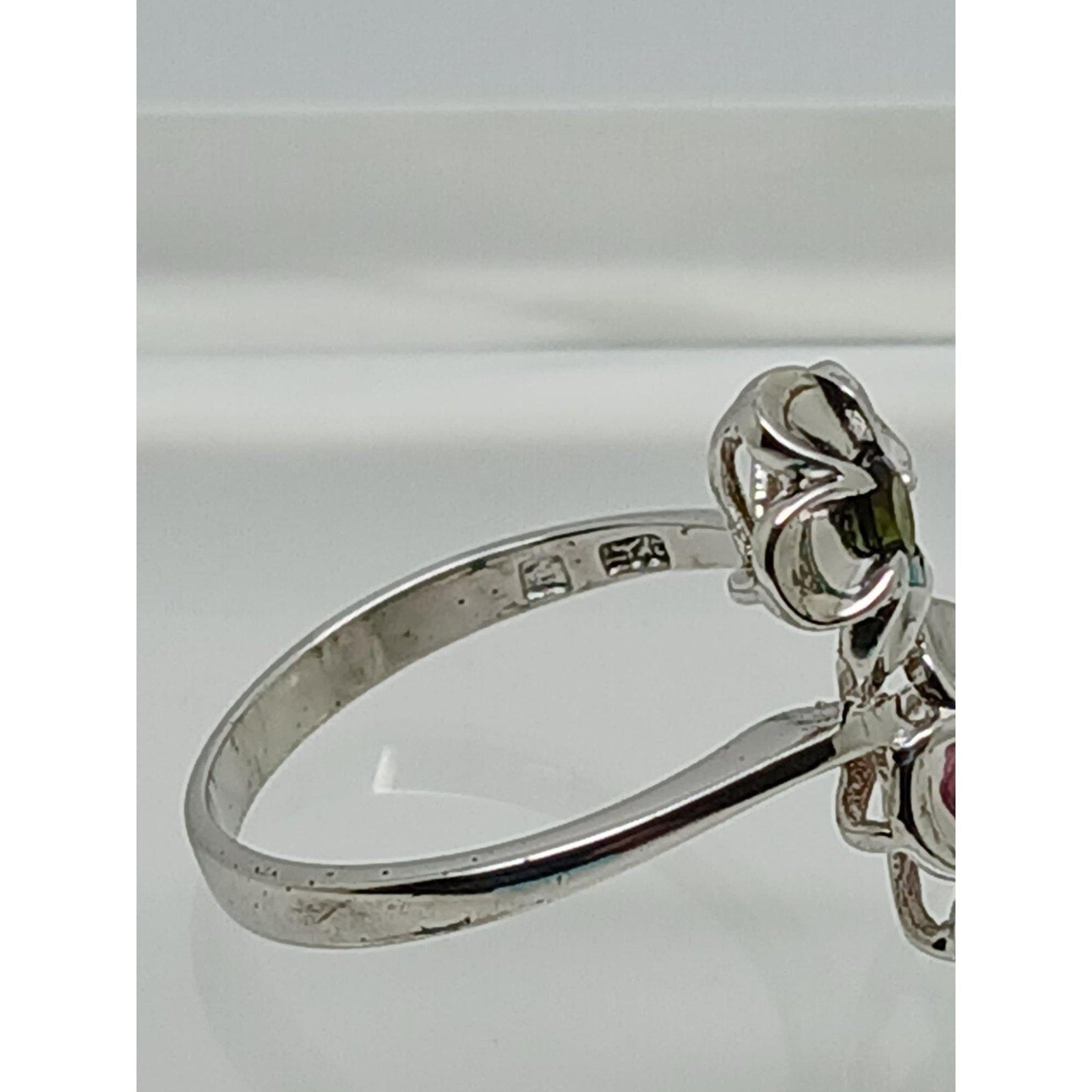 1990's Vintage Sterling Silver Flower Bypass Ring Pink & Green Tourmaline Size 7 - HoneyThomas.com