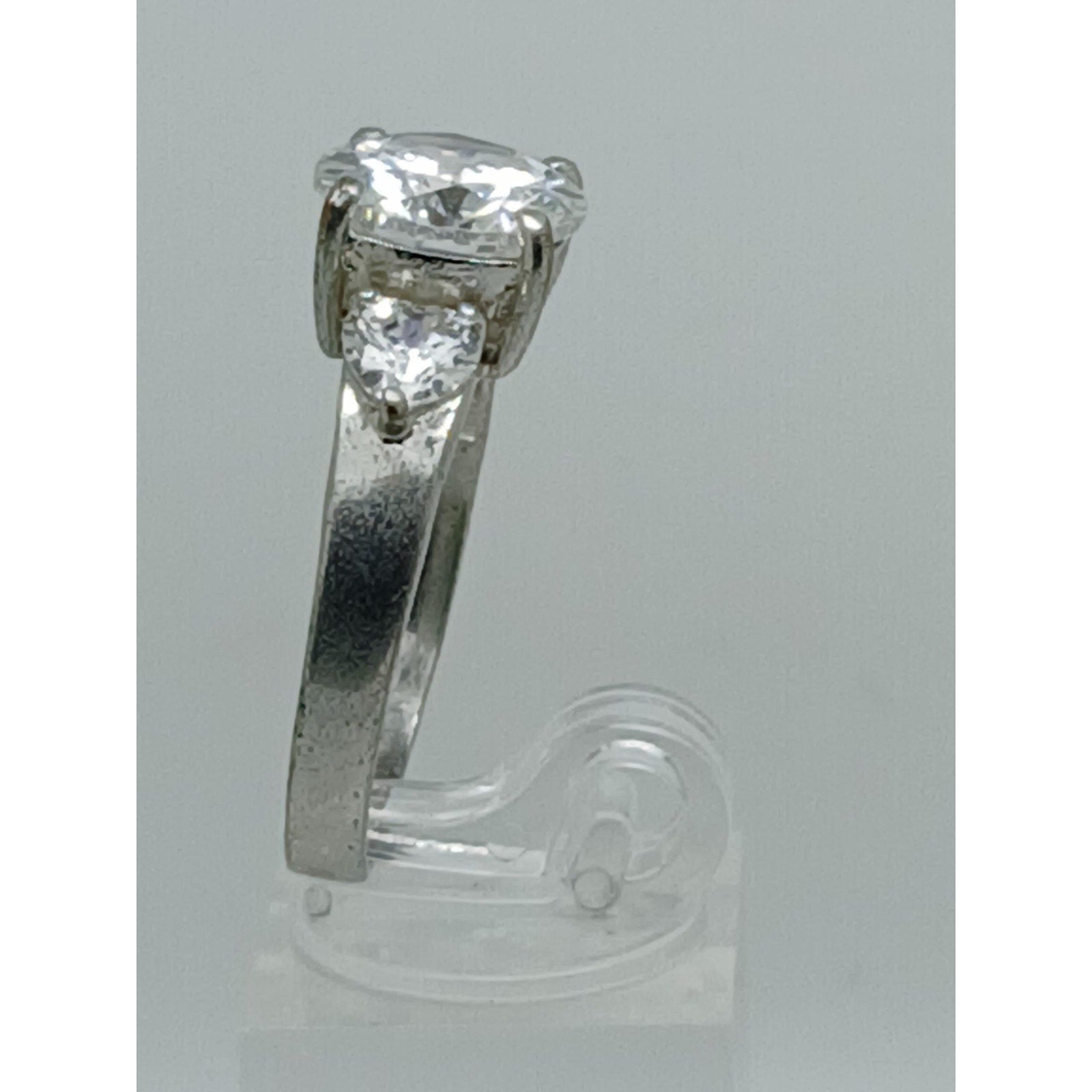 Vintage 5CT White Gold Plated Round Heart Shaped 3-Stone Ring Size 11