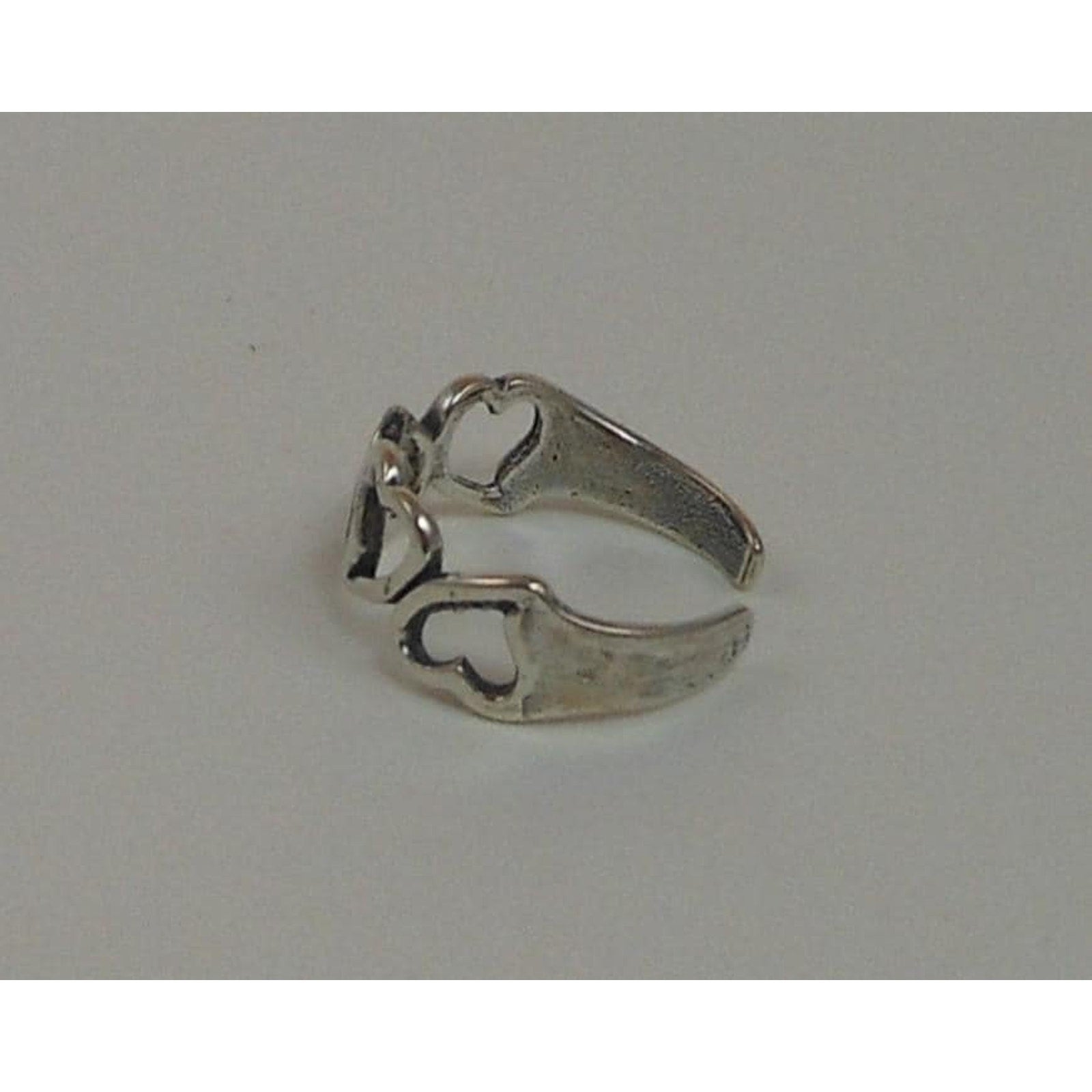 Vintage Sterling Silver Hearts Toe Ring - NOS Boho Jewelry from Thailand, 925 - HoneyThomas.com