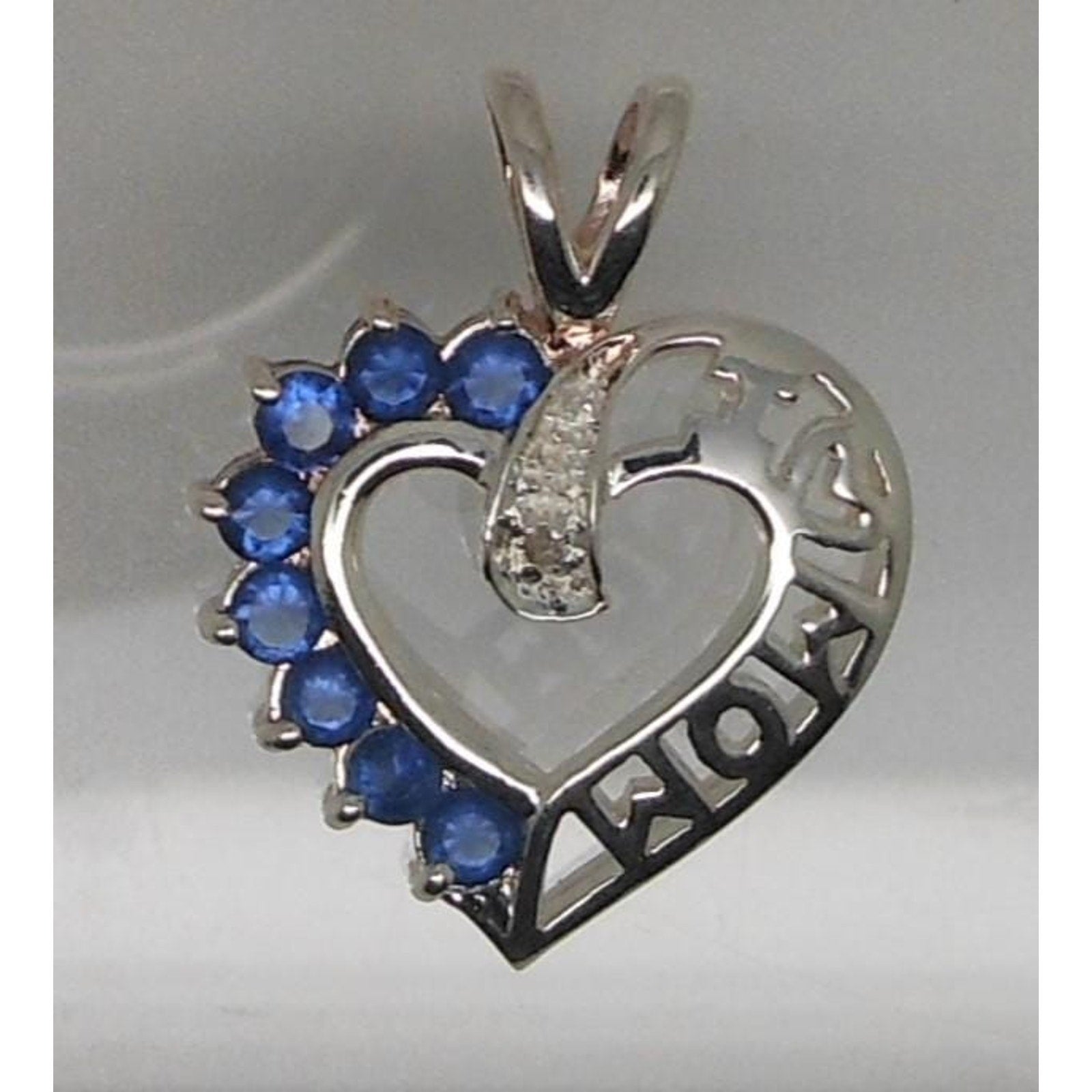 Vintage 1990's Beautiful Sterling Silver I Love Mom Necklace Pendant Sapphire CZ - HoneyThomas.com