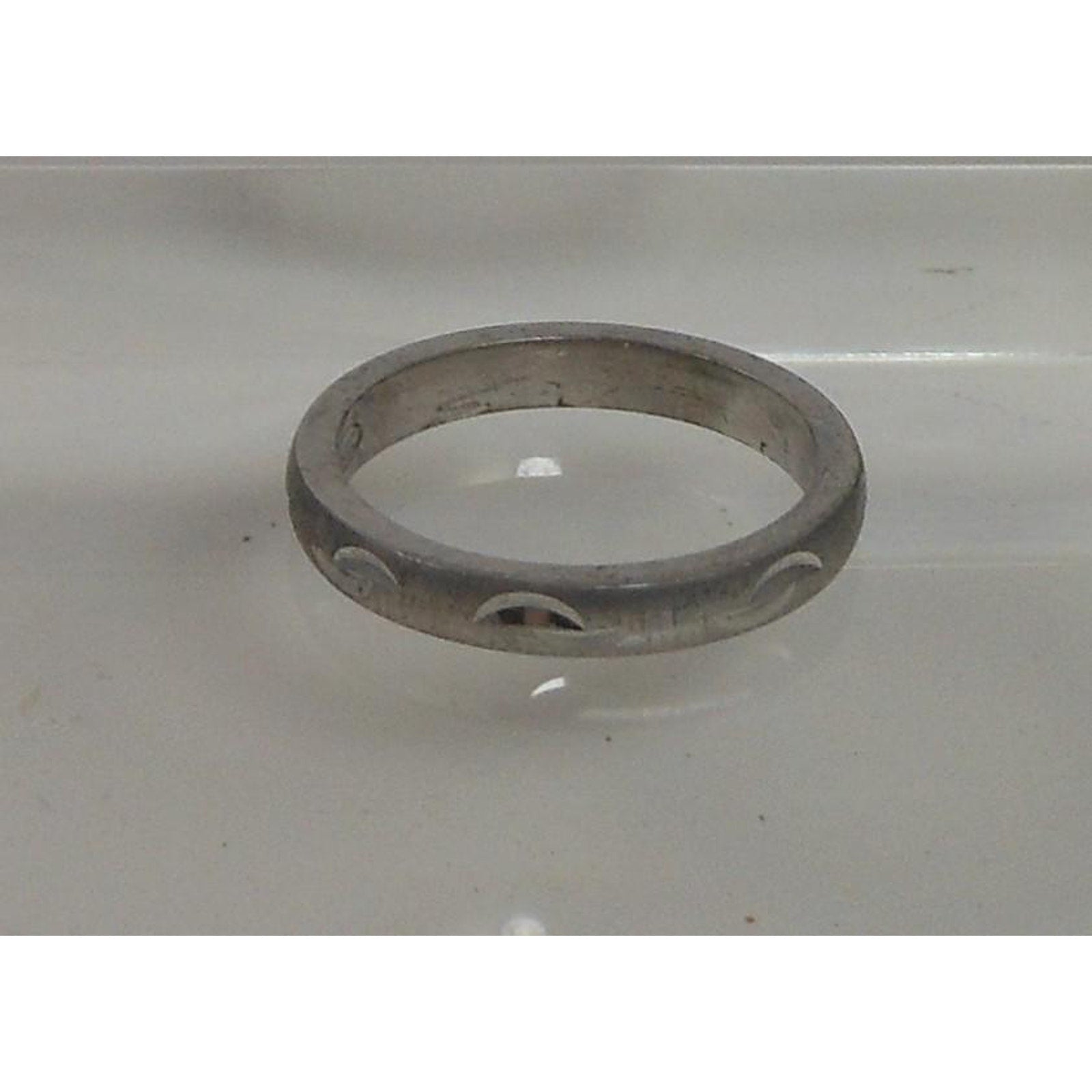 Vintage Handcrafted Sterling Silver Diamond-Cut Ring Size 7.25 3.3g Thailand NOS