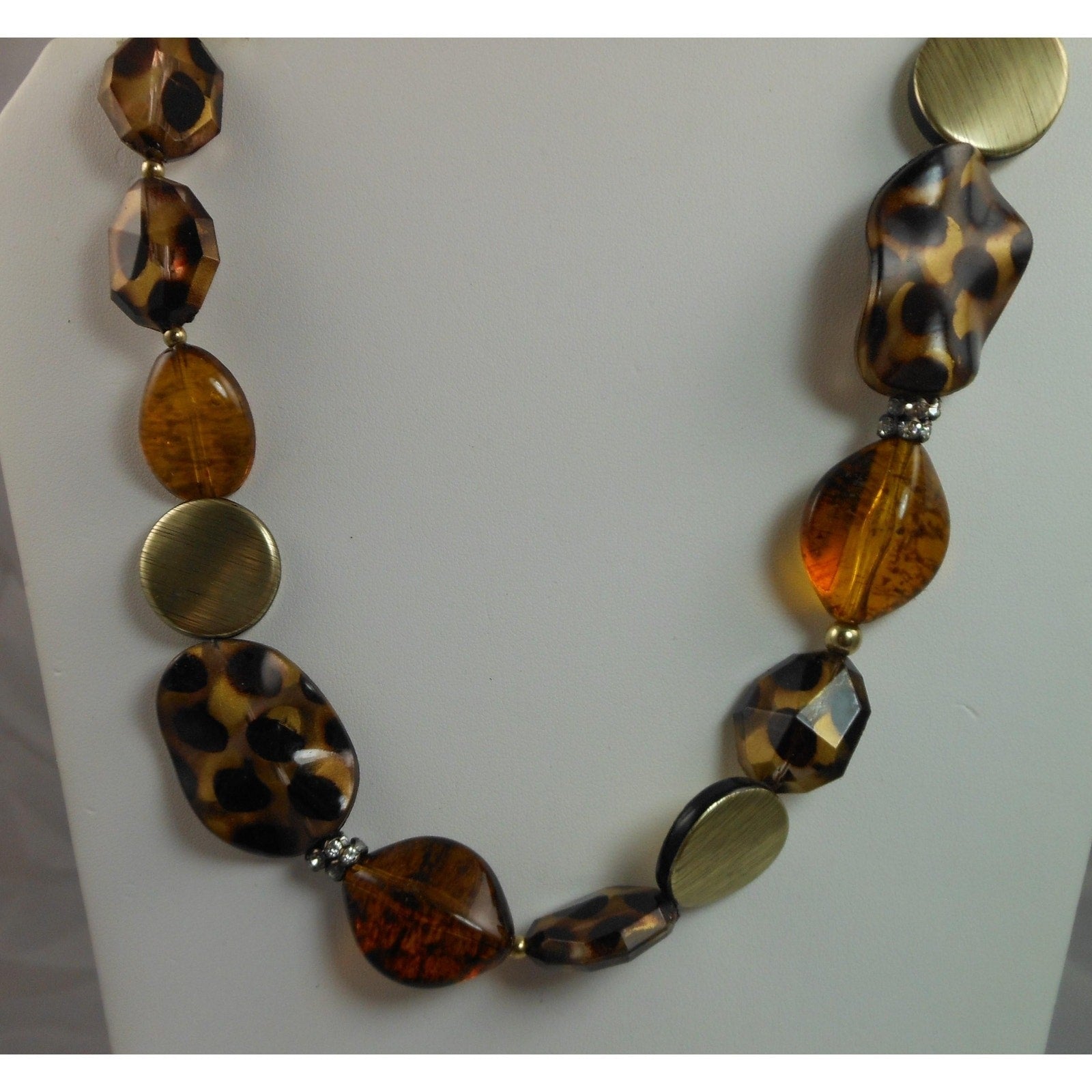 Vintage Animal Print Amber Gold Pendant Necklace - Never Worn $26 Original Tags - HoneyThomas.com