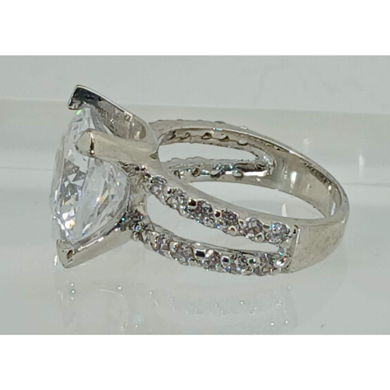 Vintage Ring Size 7 Silver Tone White Gold GP CZ Diamond Cocktail