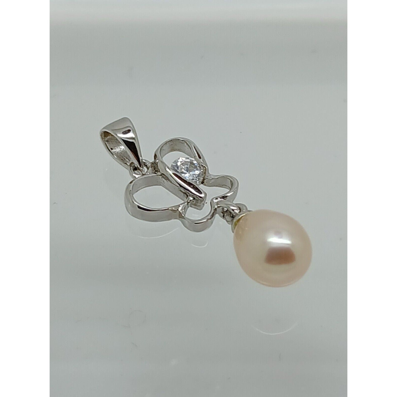 Thailand Sterling Silver Sim Diamond Pearl Butterfly Pendant Necklace Gift Boxed - HoneyThomas.com