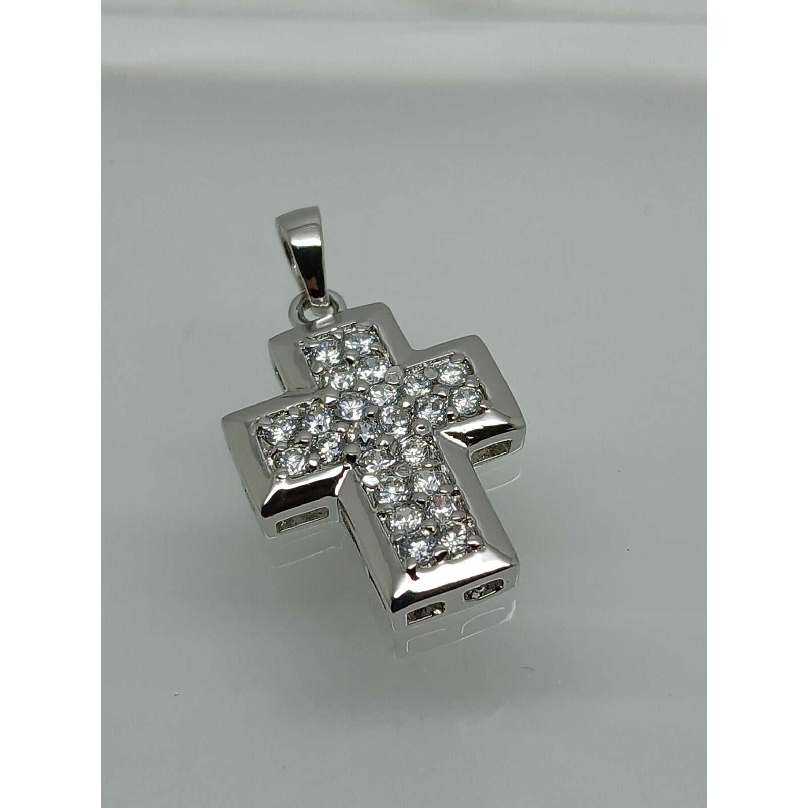 Elegant 90s Vintage Sterling Silver Cross Pendant with Sparkling White CZ Stones - HoneyThomas.com
