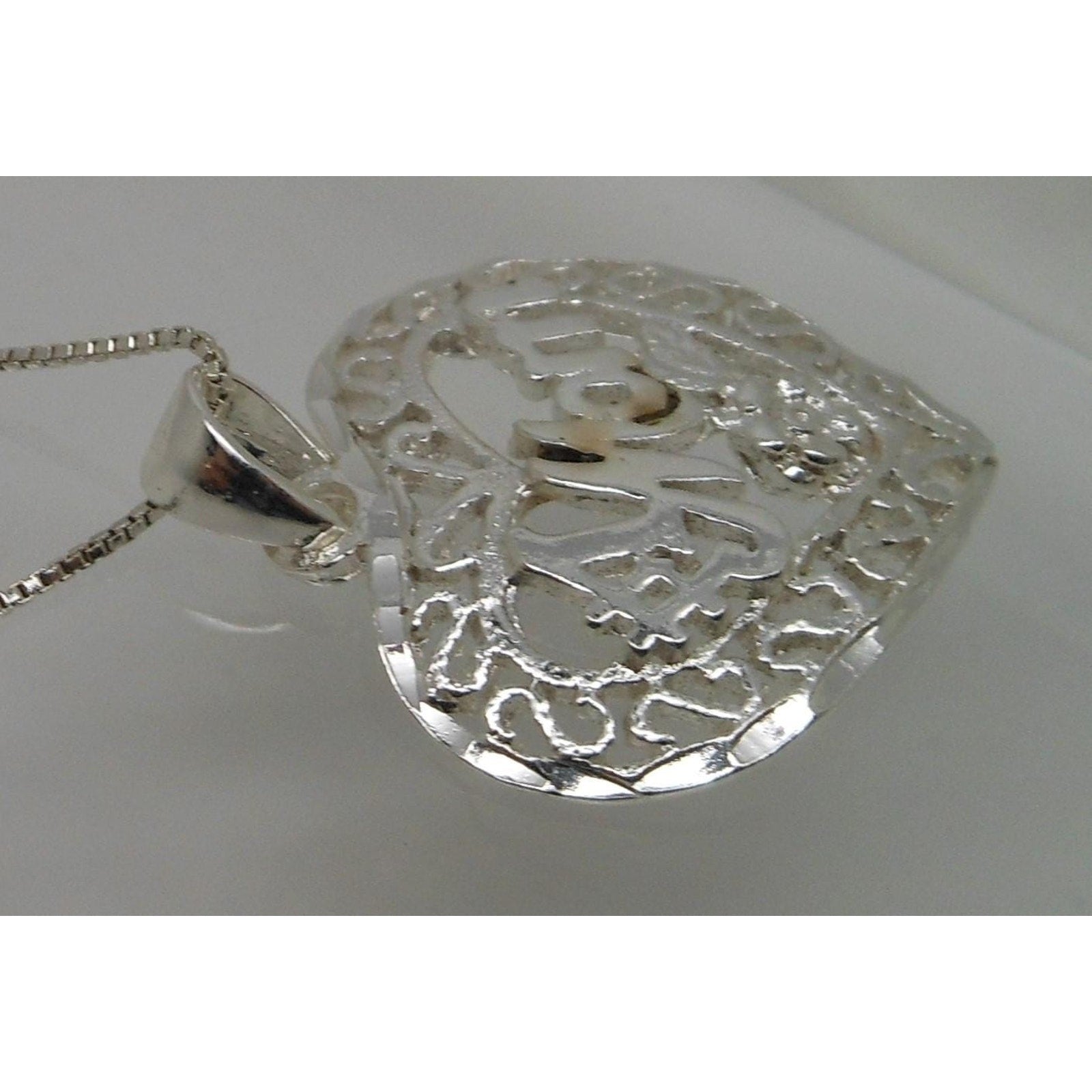 Vintage 1990s Sterling Silver Mom Heart Pendant Necklace 18 Box Chain - HoneyThomas.com