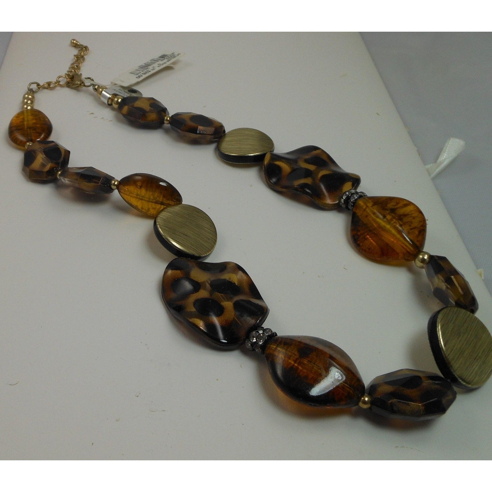 Vintage Animal Print Amber Gold Pendant Necklace - Never Worn $26 Original Tags - HoneyThomas.com