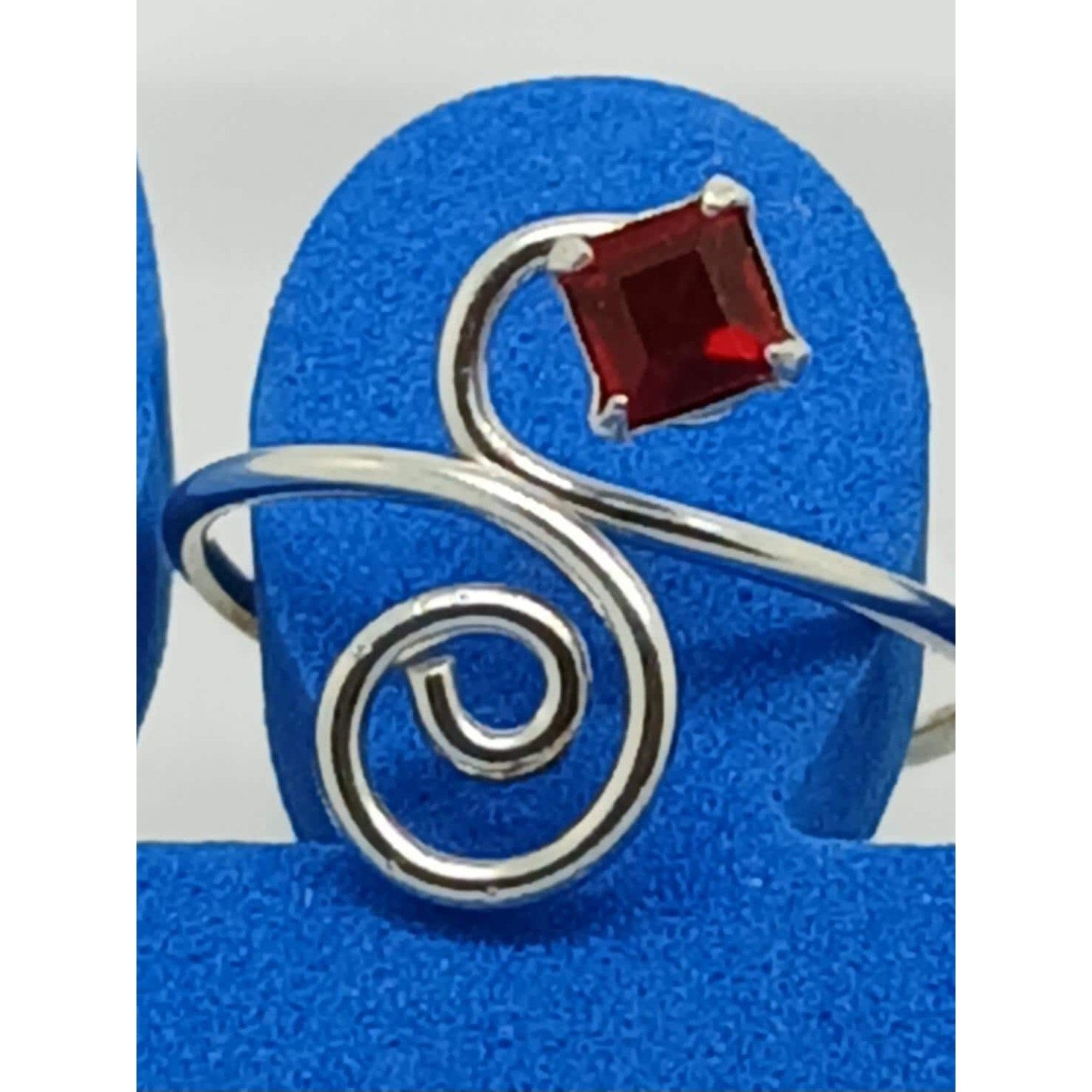 Sexy Ruby Red Crystal Rhinestone Toe Ring Adjustable Size Sterling Silver NEW - HoneyThomas.com