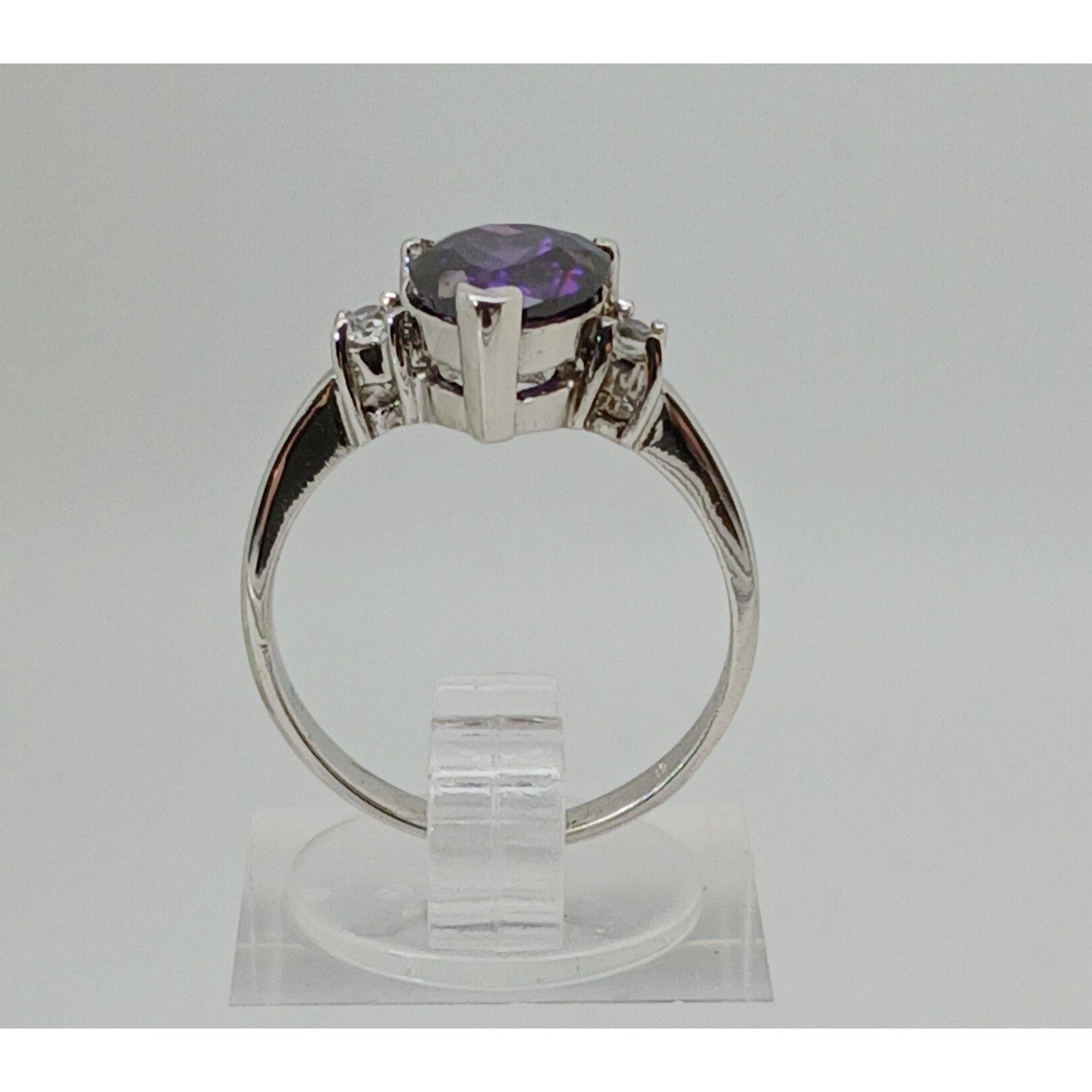 Vintage Ring Size 6 Silver Tone White Gold Plated Purple Sim Diamond CZ Heart