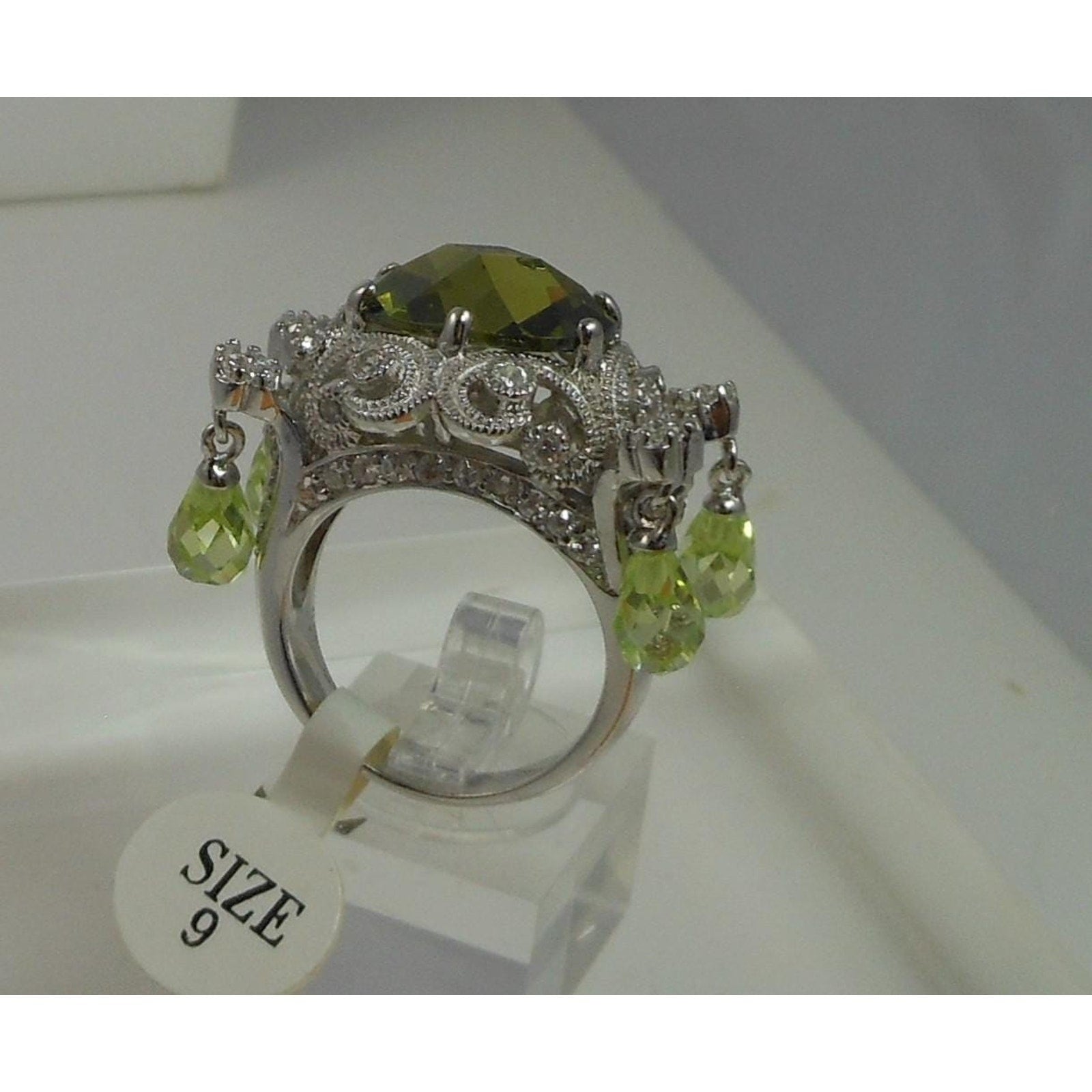 Vintage Sterling Silver Glamour Cocktail Ring Sim Peridot Briolette Drops Size 9 - HoneyThomas.com