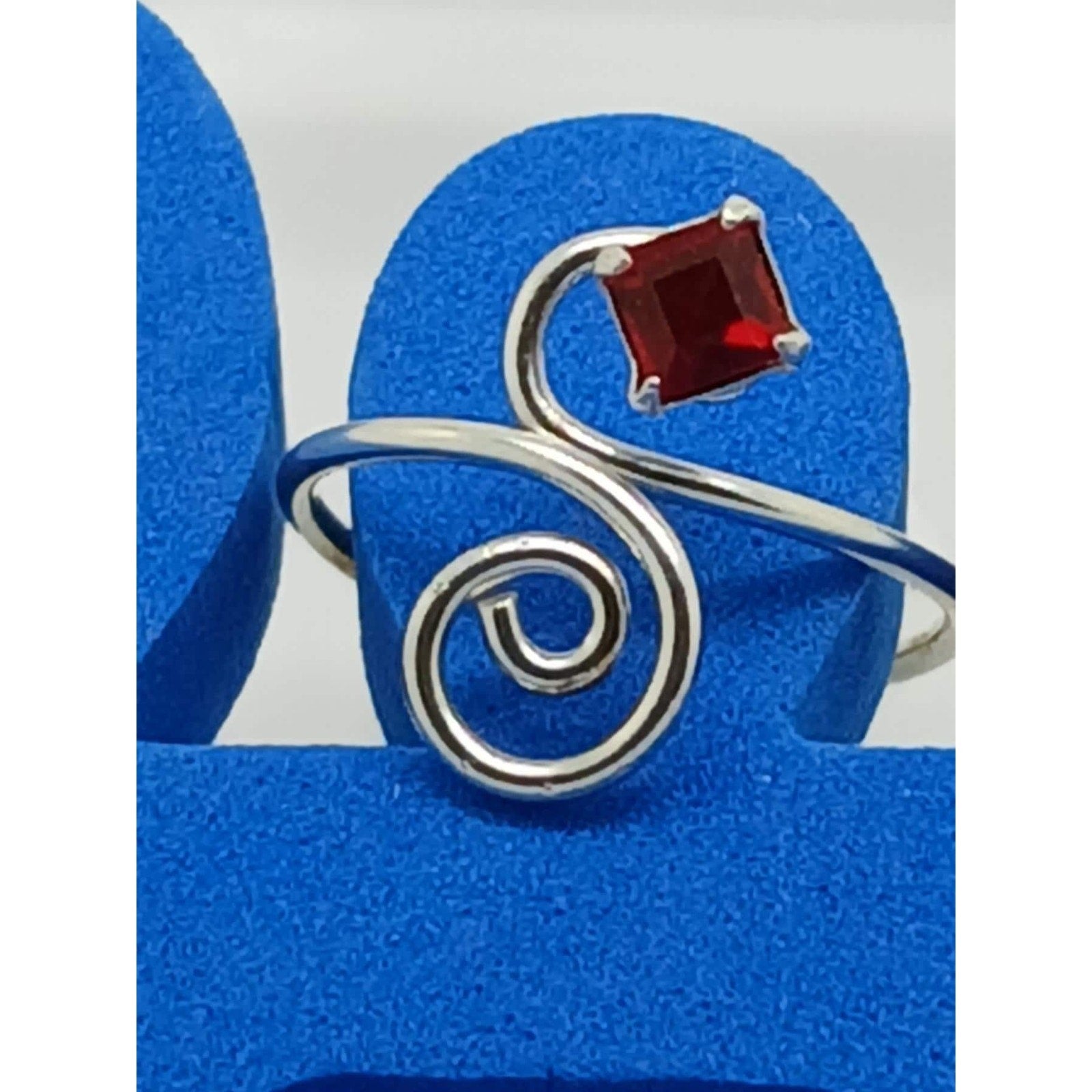 Sexy Ruby Red Crystal Rhinestone Toe Ring Adjustable Size Sterling Silver NEW - HoneyThomas.com